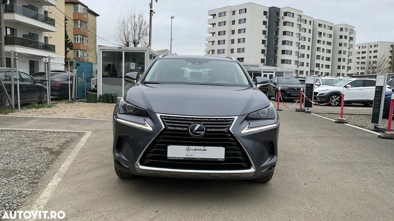 Lexus Seria NX