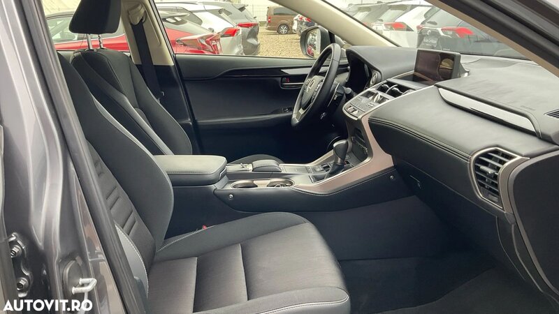 Lexus Seria NX